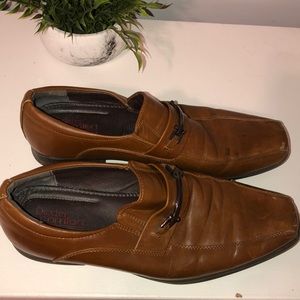 Men’s loafers size 11
